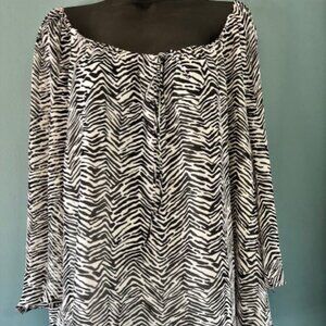 Cato Women's Plus 26/28W Black White Zebra Print 3/4 Sleeve Tunic Tie Front